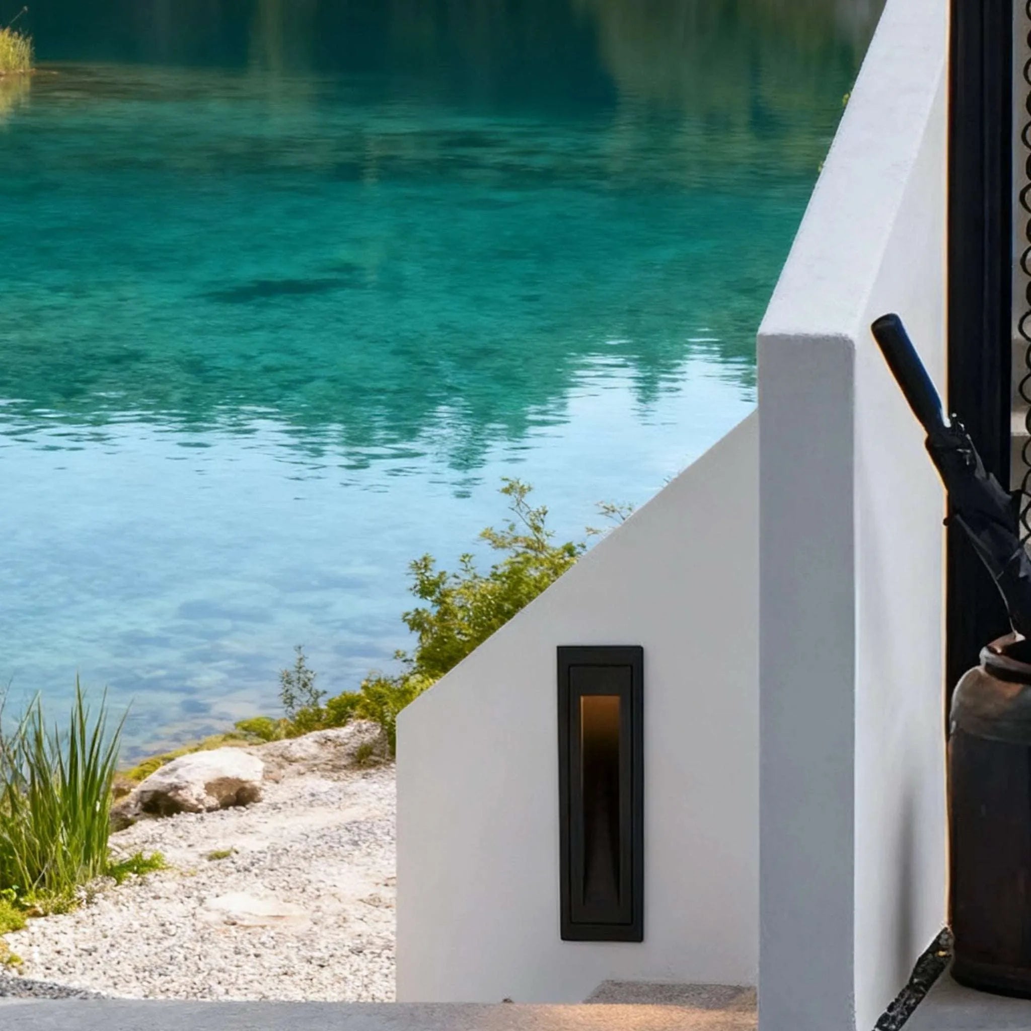 Modern LED Deck Step Light – Black Metal Waterproof Sensor Light for Stairs